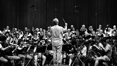 Conductor Nick Strimple and members of the Choral Society of Southern California, Los Angeles Zimriyah Chorale and Young Musician's Foundation Debut Orchestra
