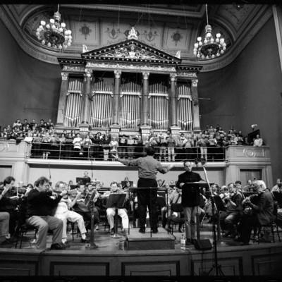 Gerard Schwarz, Czech Philharmonic Orchestra & the Prague Philharmonic Chorus